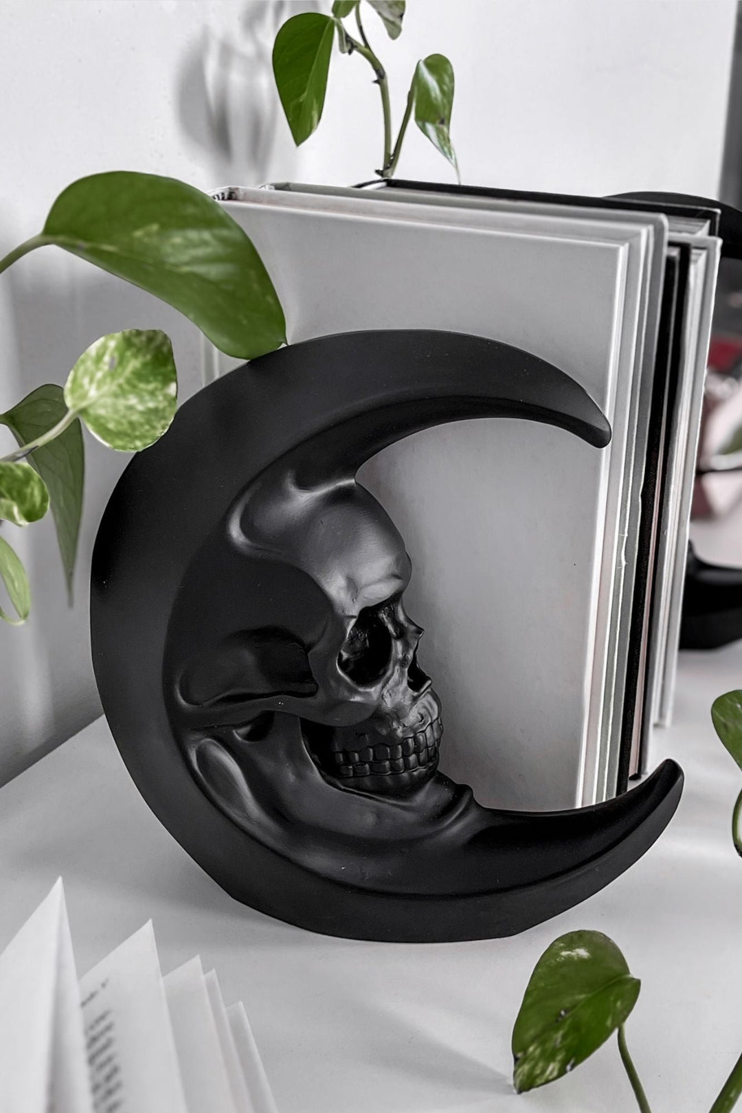 gothic bookend set