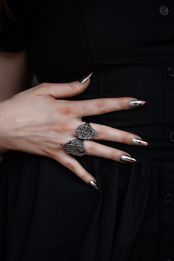Arachne Ring - jewelry - VampireFreaks - Lively Ghosts