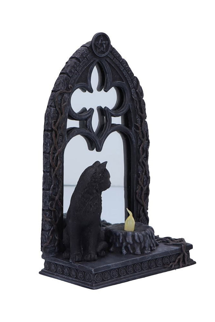 black cat statue