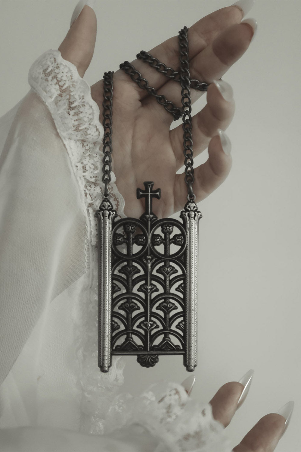 vampire goth hypoallergenic necklace