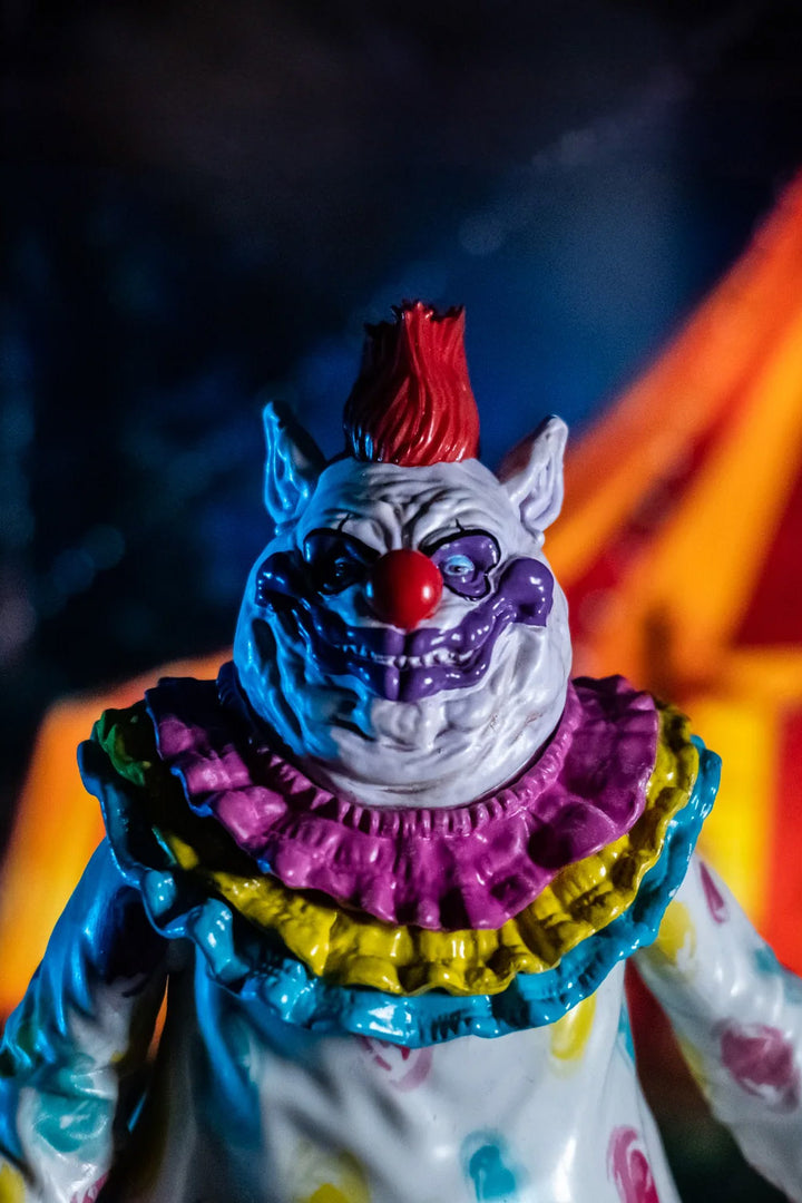 creepy clown statue