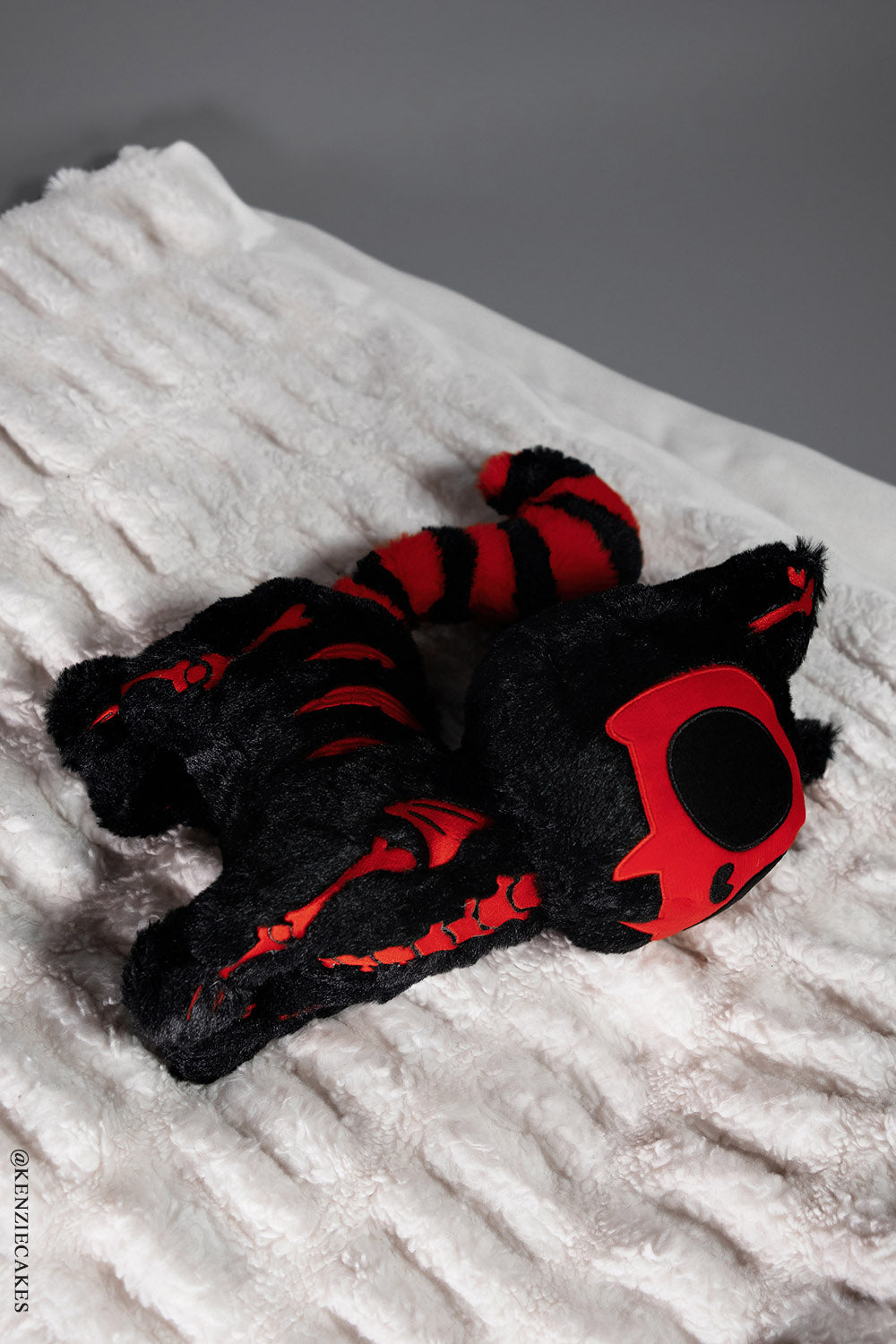 embroidered cat pet toy