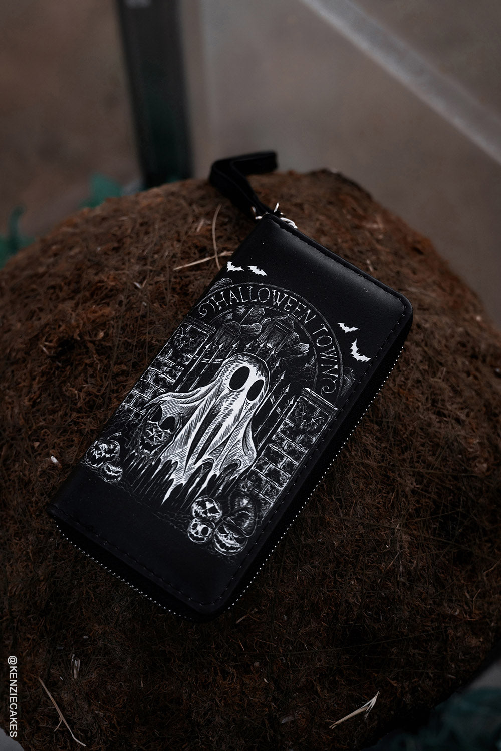 jack-o-lantern ghost wallet