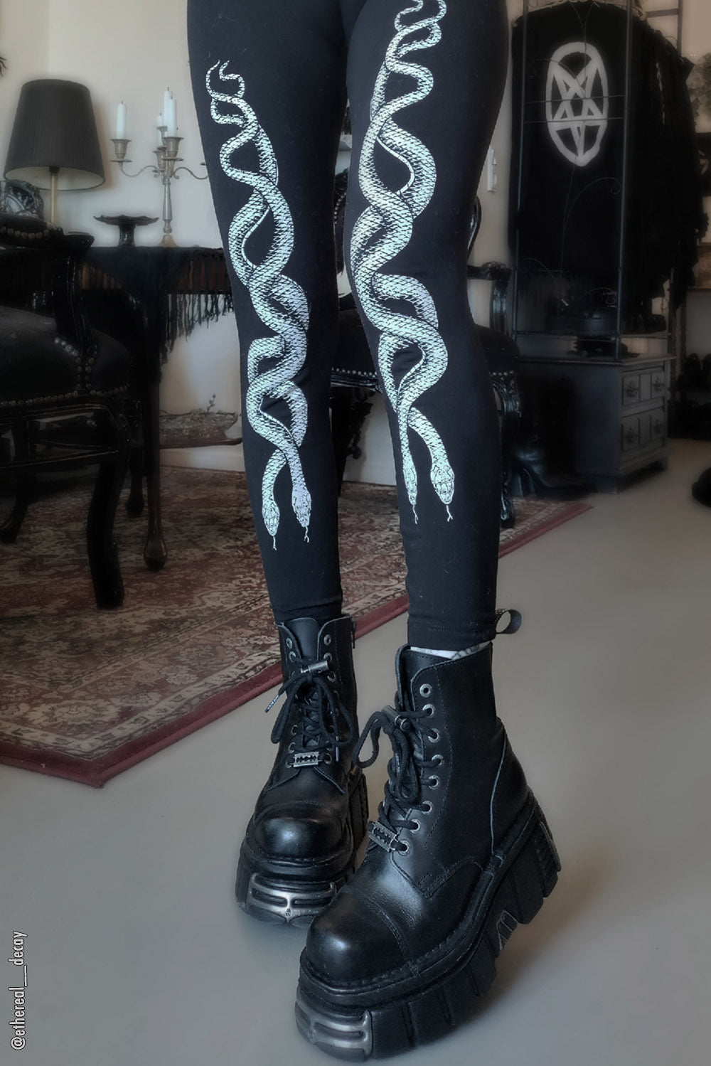 Medusa's Serpents Leggings