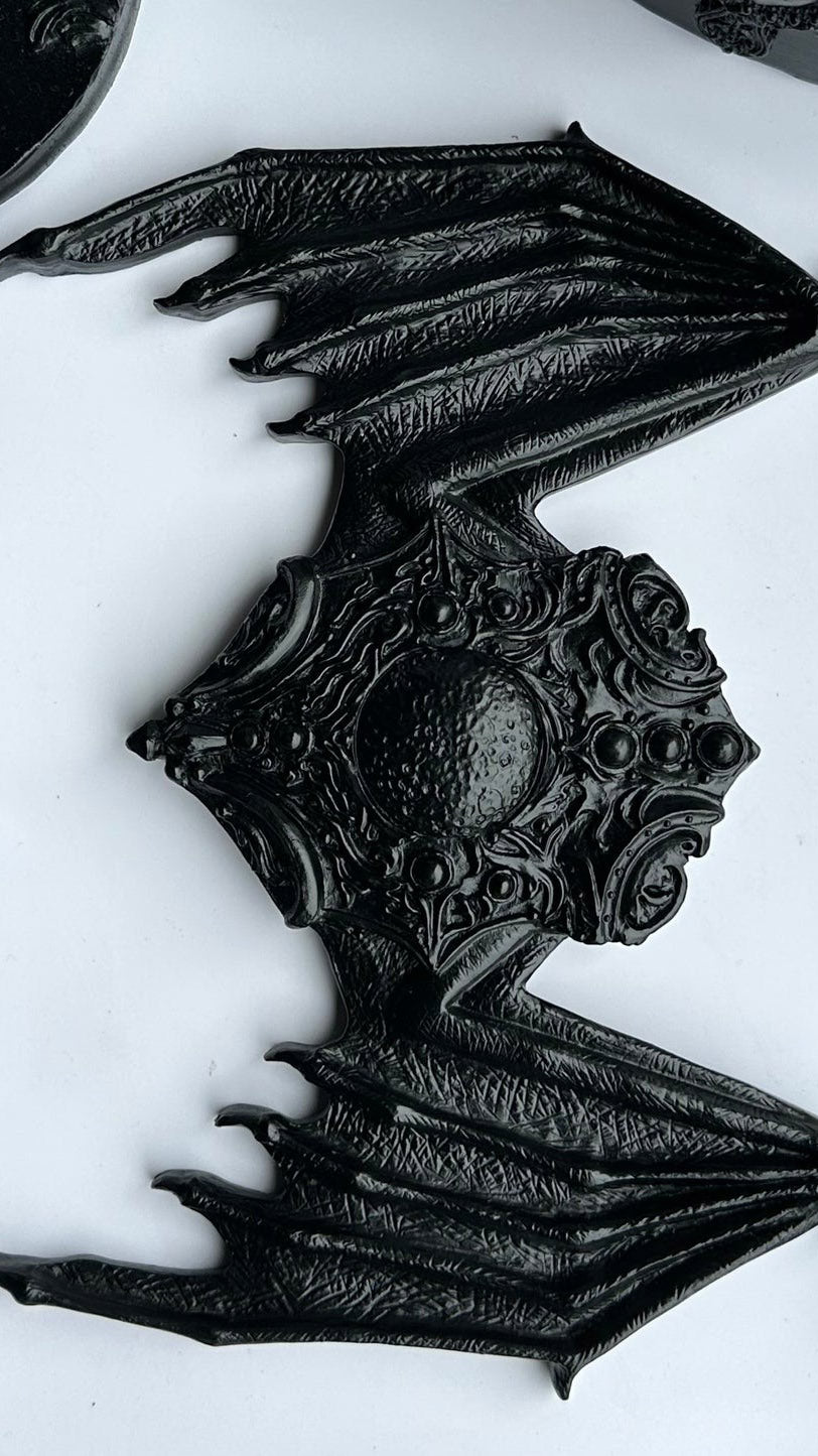 romantic goth necklace made of rein