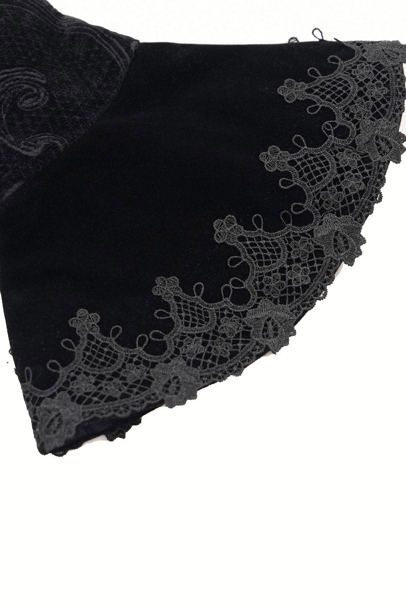 vintage Gothic inspired flared sleeve velvet coat