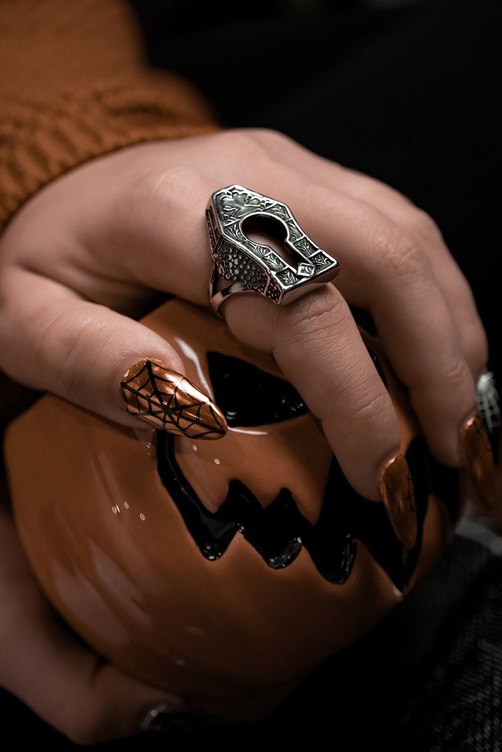Gravekeeper Ring - jewelry - VampireFreaks - Lively Ghosts