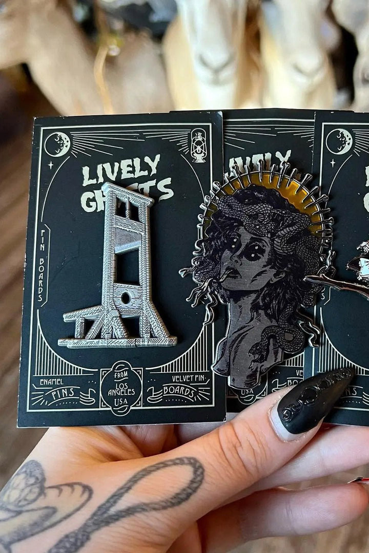Guillotine Pin - pins & patches - VampireFreaks - Lively Ghosts