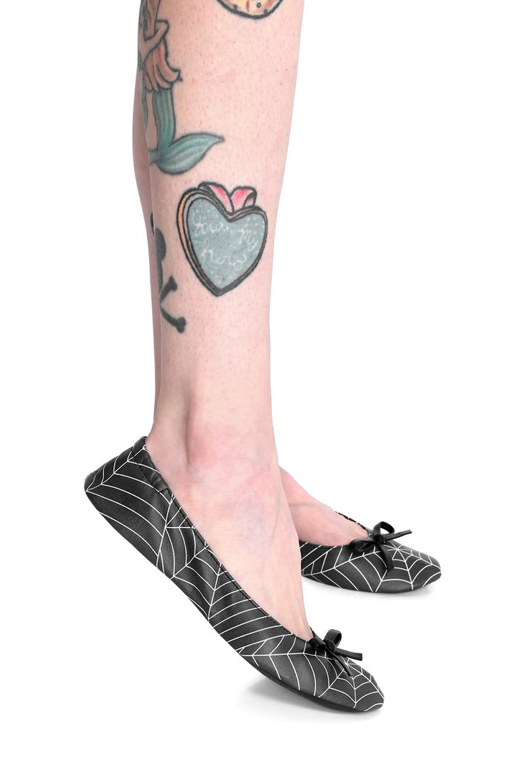 carry purse emo shoes