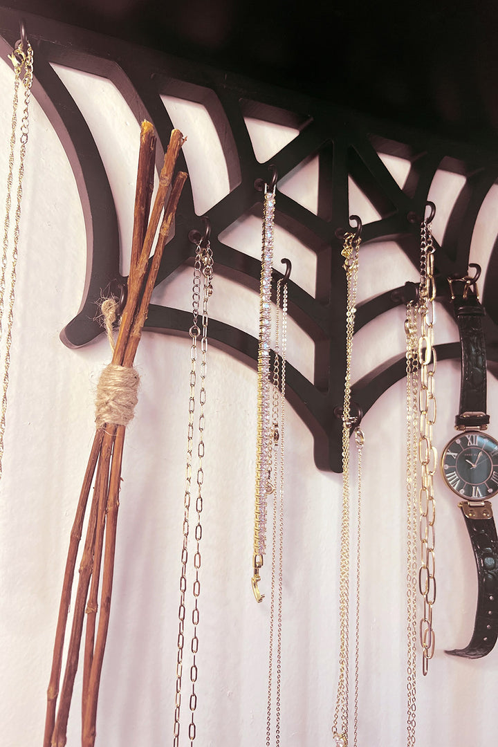 wall-mounted jewelry holder