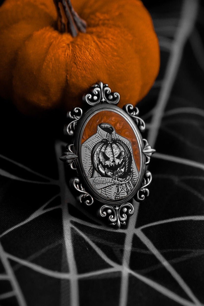 Headless Horseman Pin - pins & patches - VampireFreaks - Lively Ghosts