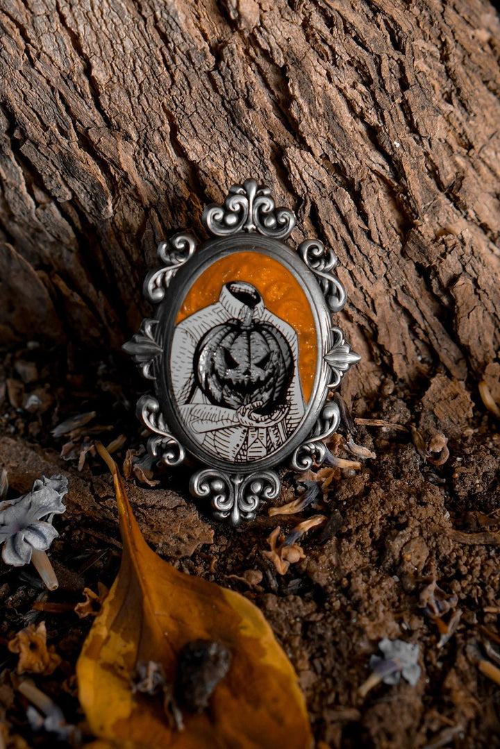 Headless Horseman Pin - pins & patches - VampireFreaks - Lively Ghosts