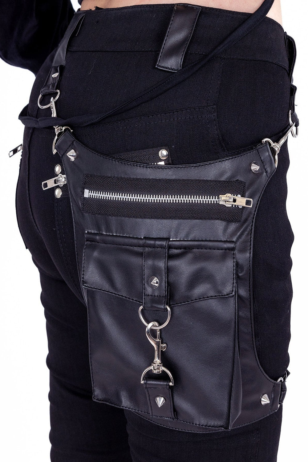 womens harness bag pants