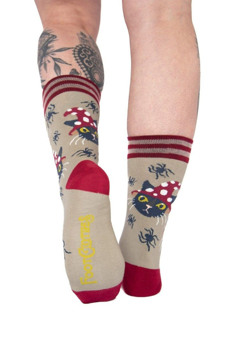 knitted spider springtime socks
