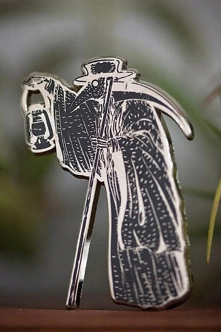 No One Lives Forever Pin
