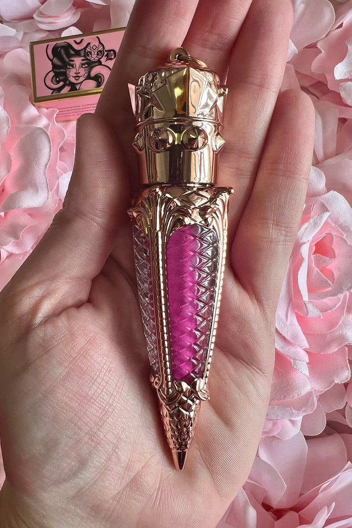 pretty pink lipgloss