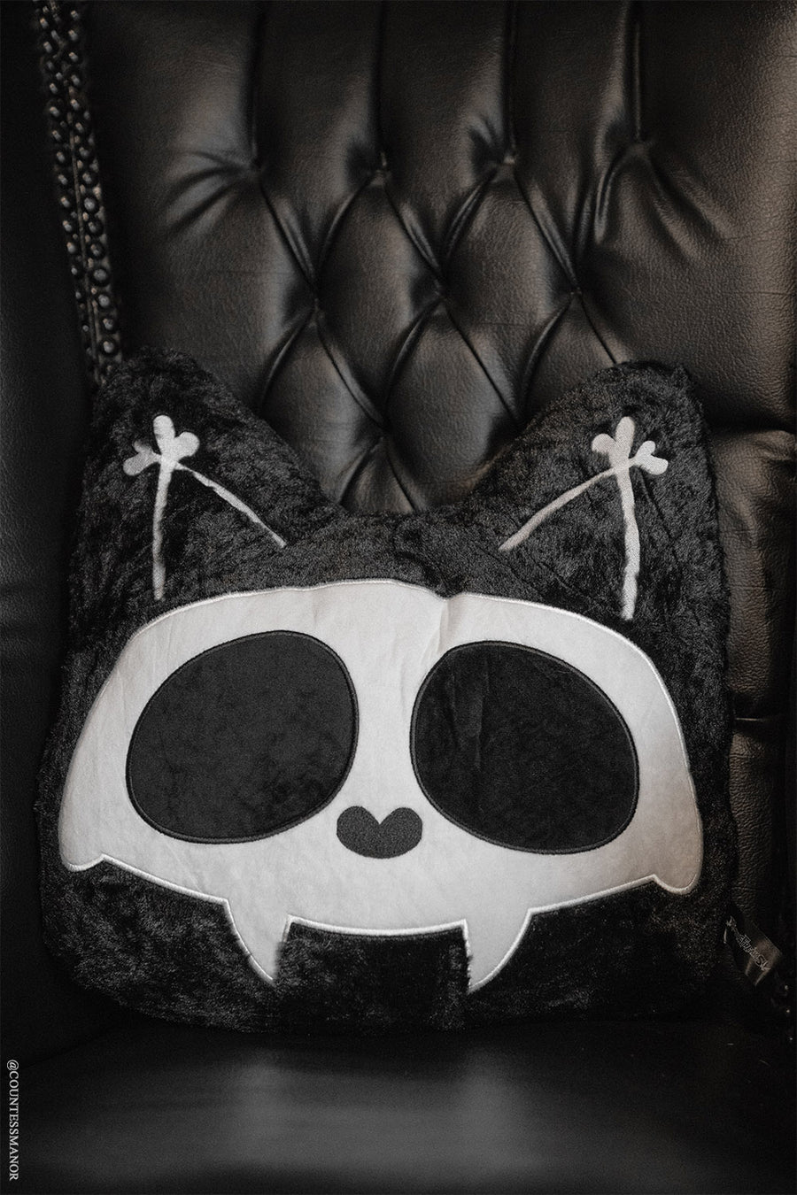 gothic cat throw pillow