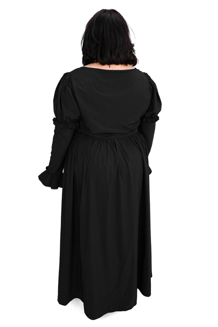 plus size medieval inspired clothing