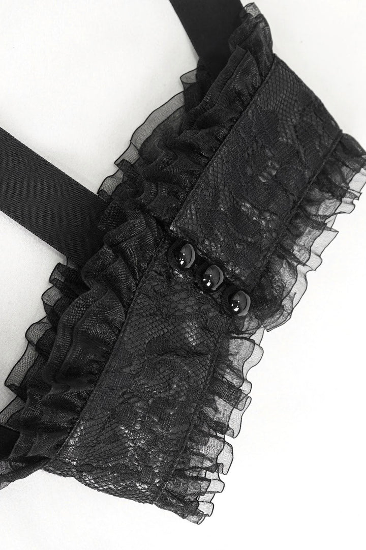 ruffled collar