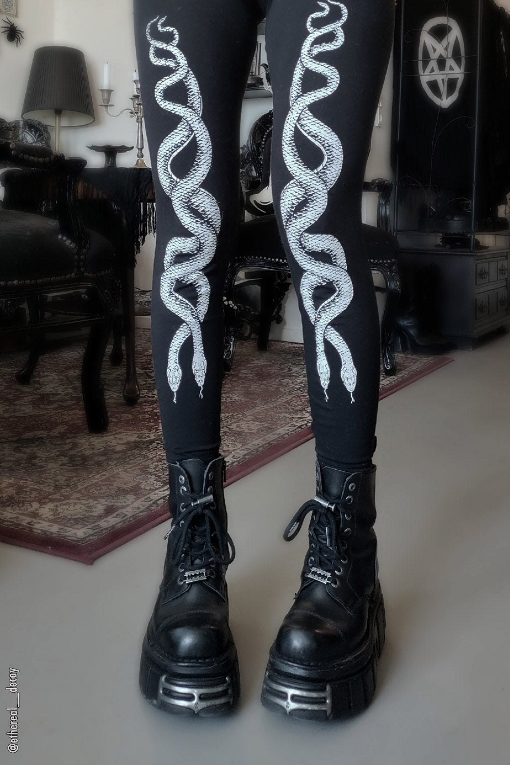 Medusa's Serpents Leggings