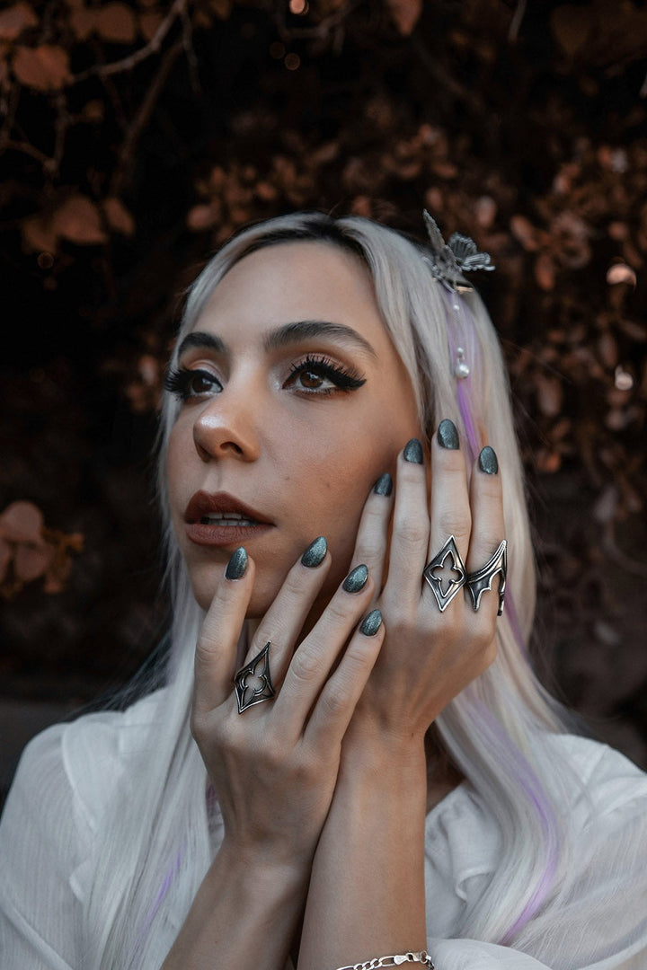 lively ghosts rings