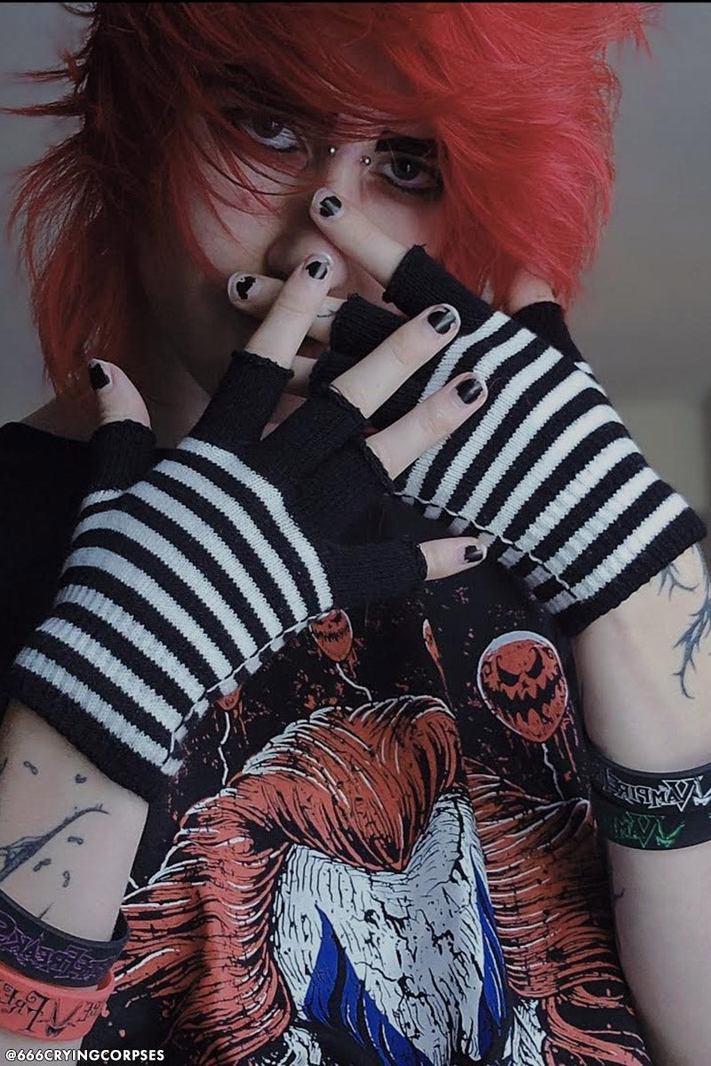 Striped Fingerless Gloves [Multiple Colors Available] – VampireFreaks