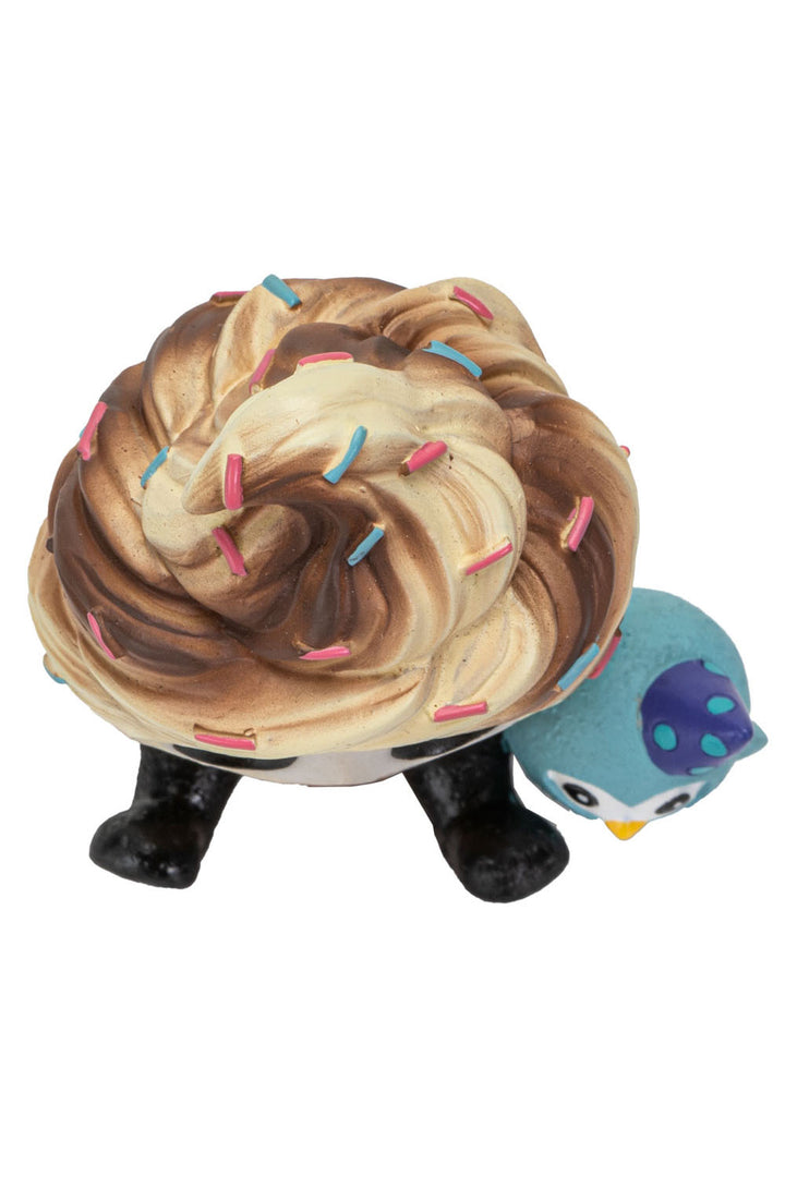 ice cream novelty statue