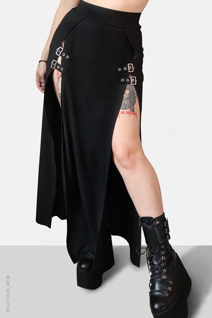 M-Line Buckle Skirt