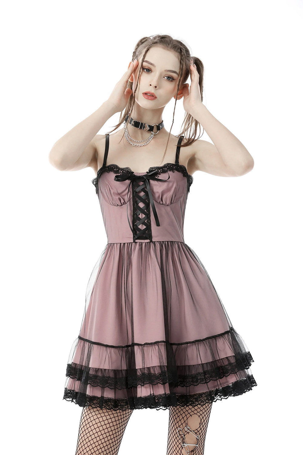 Rosa Puppenkleid aus Porzellan