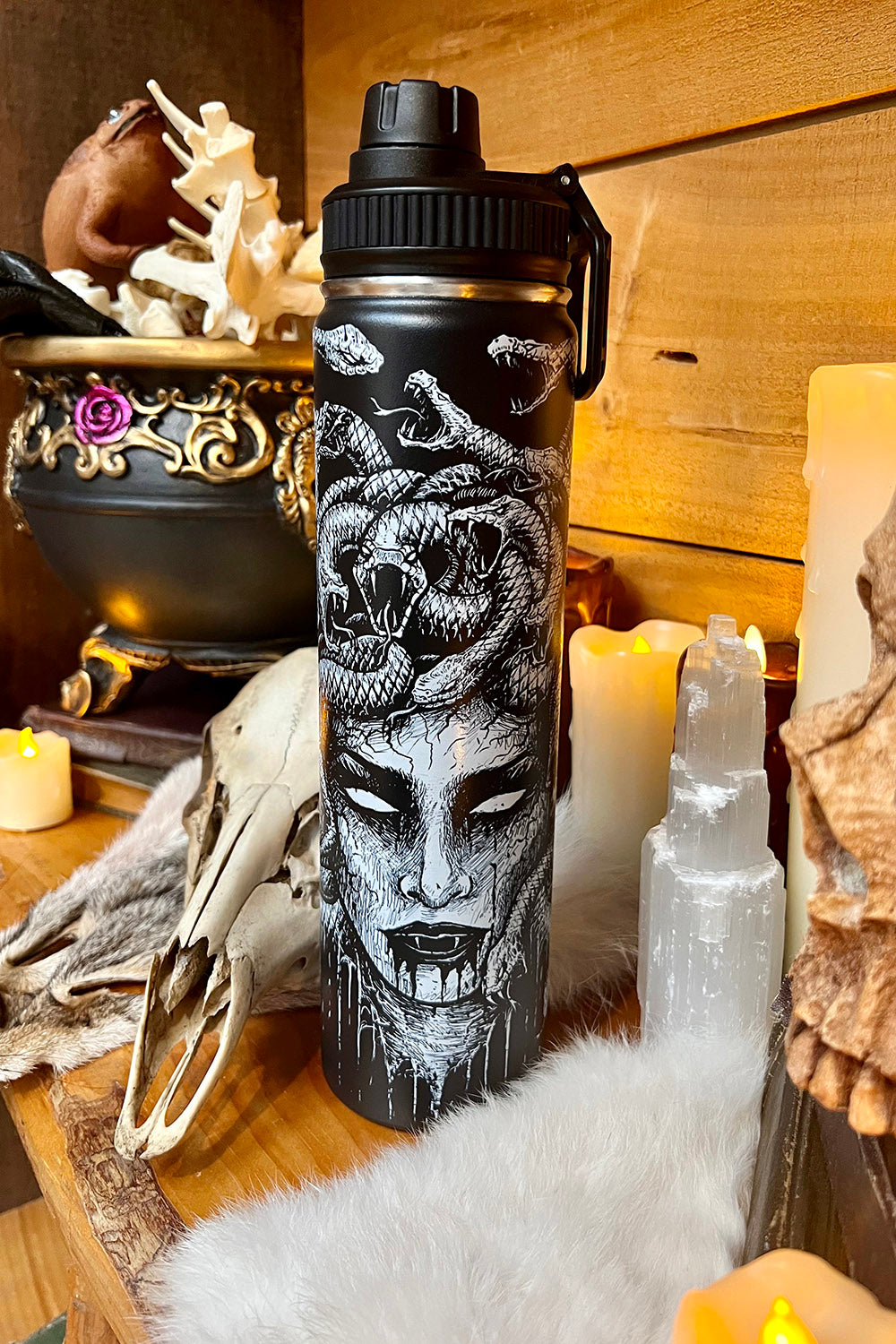 Medusa 24 Oz Water Bottle Tumbler