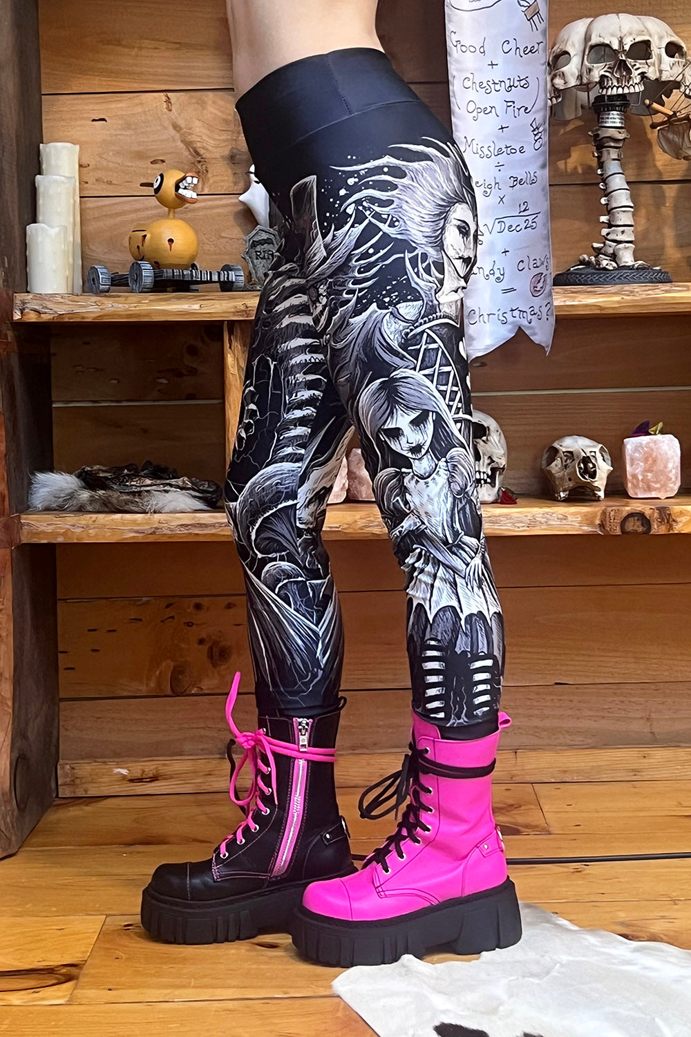 Wicked Wonderland Leggings