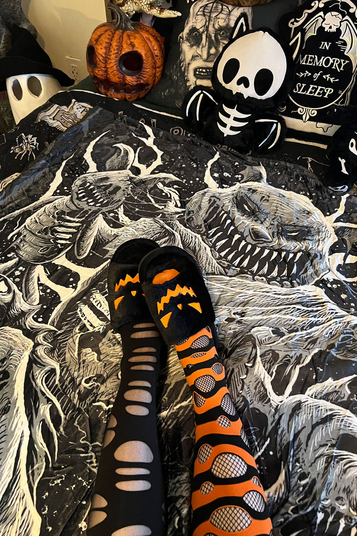 Winnie The Pooh's Bloody Honey Throw Blanket