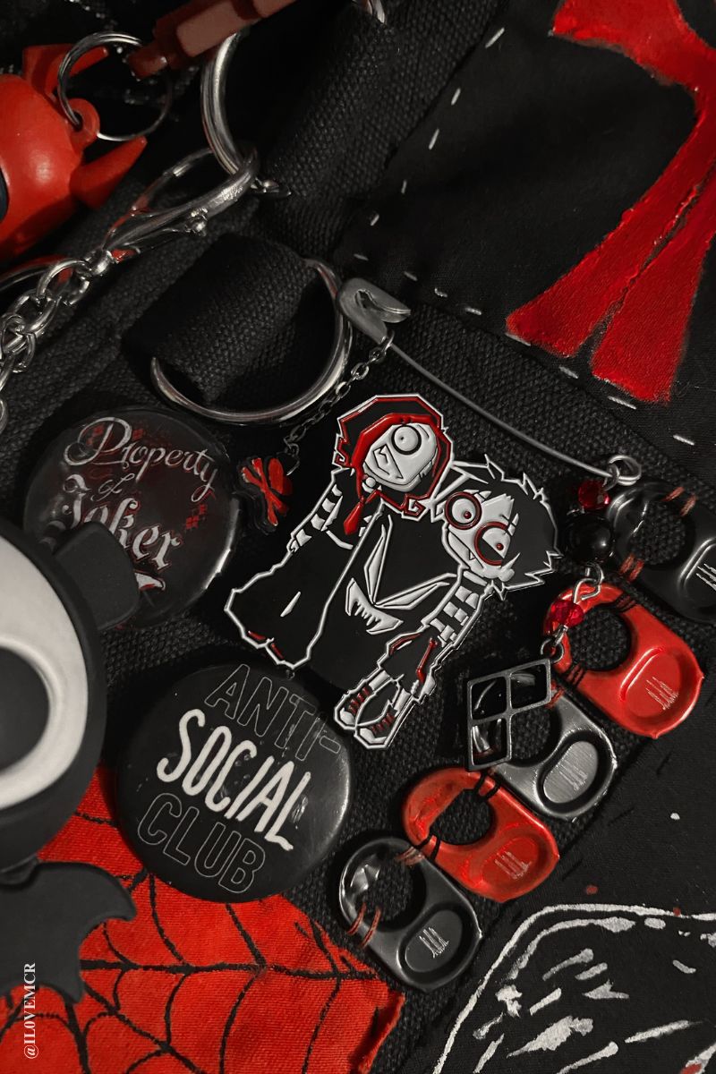 scene tim Burton inspired enamel pin