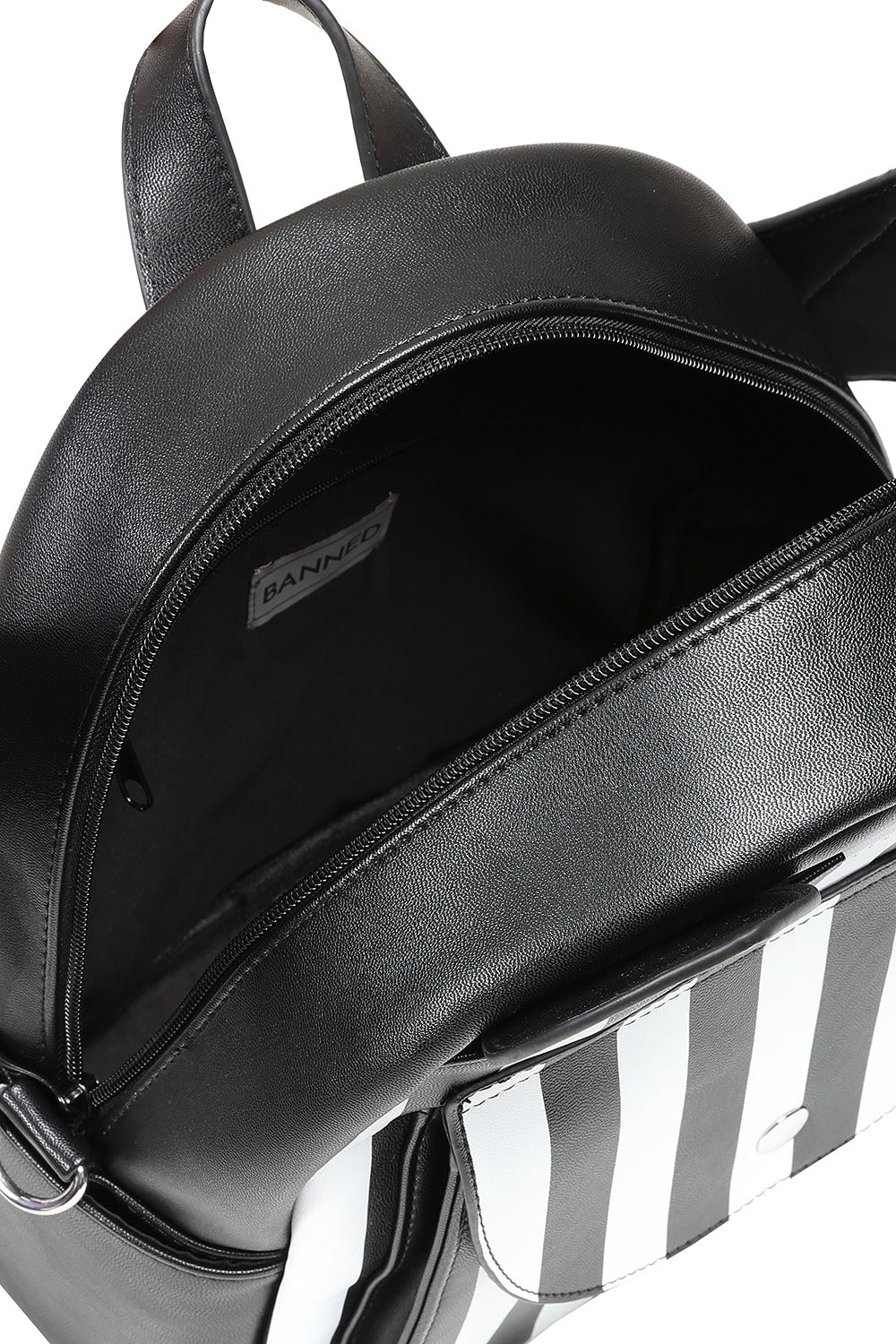 batwing backpack with zipper closure