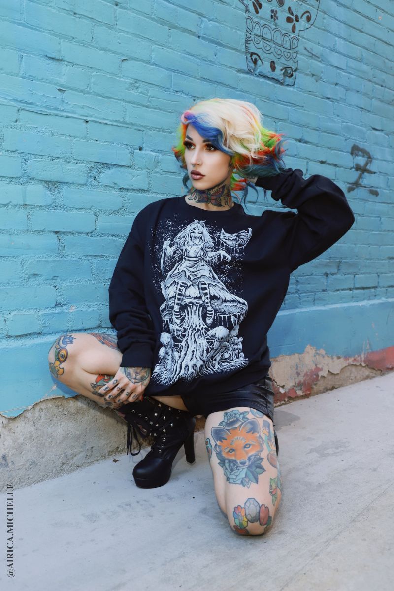emo alice in wonderland cotton sweatshirt
