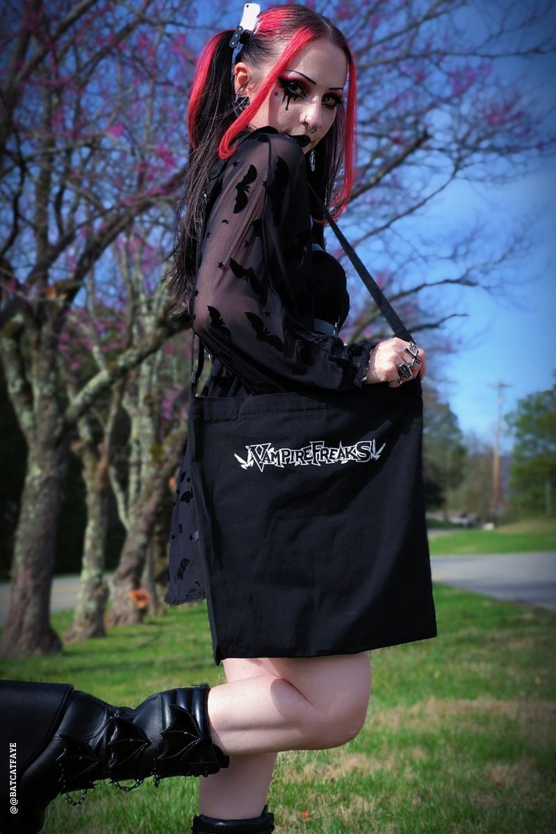vampirefreaks logo ghost tote bag