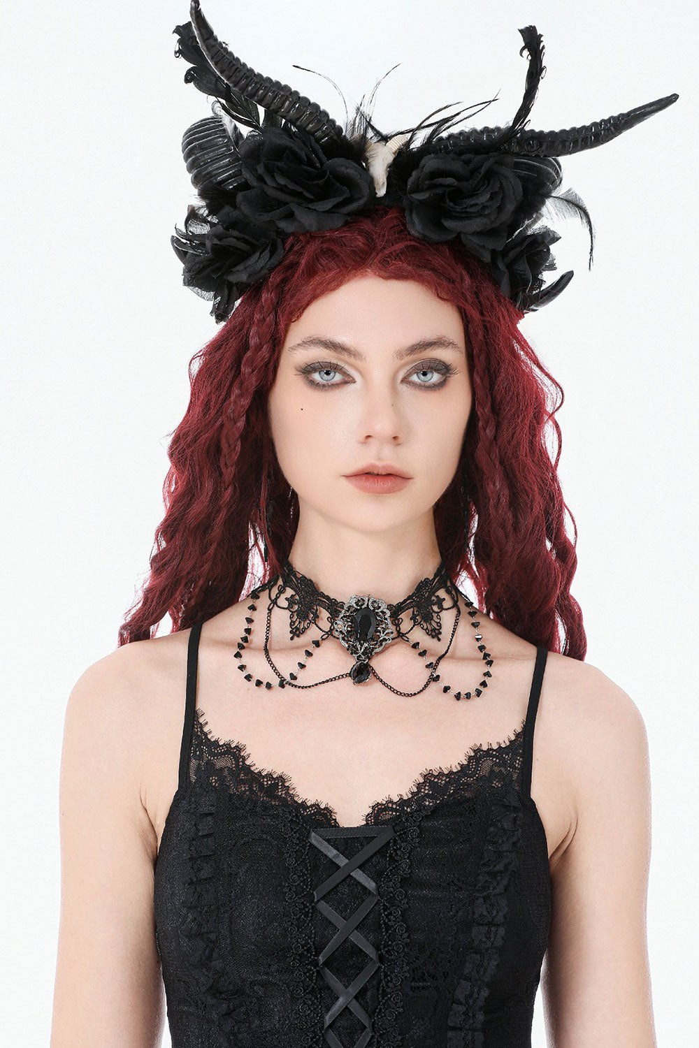 Womens choker necklace with lace and beads