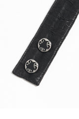 Mens jabot with button detail