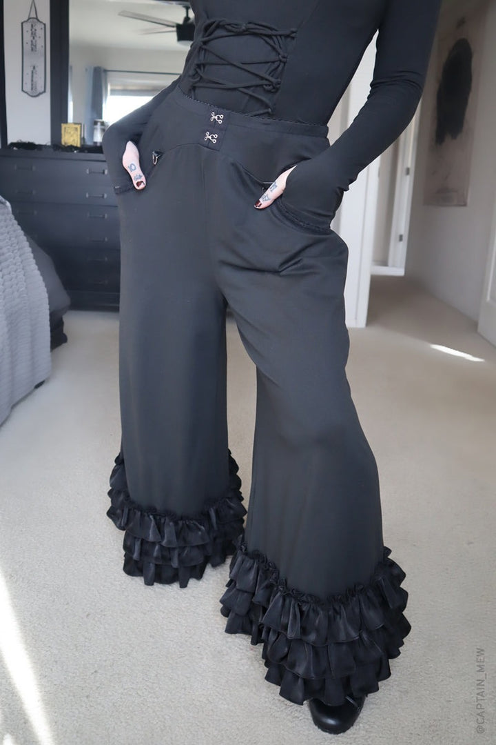 womens high waisted black ruffled lolita bloomer pantaloon pants with pockets 