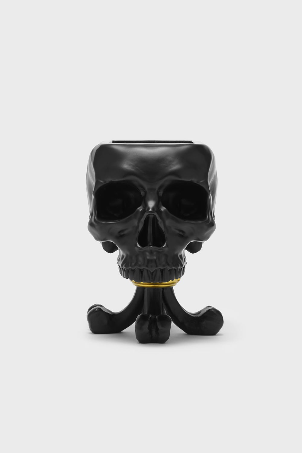 black gothic skull shaped jewelry ring holder