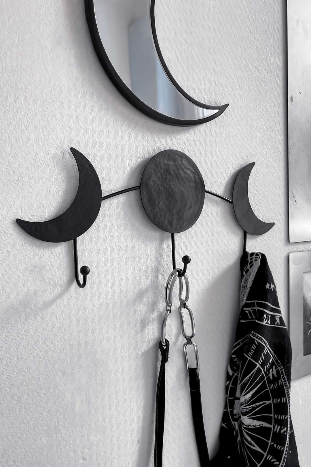 gothic wall jewelry hanger