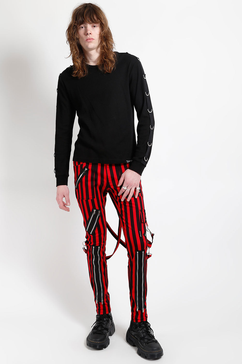 Pantalón clásico con tirantes de Tripp NYC [RAYAS ROJAS Y NEGRAS]