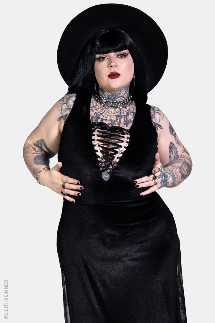 plus size goth clothing