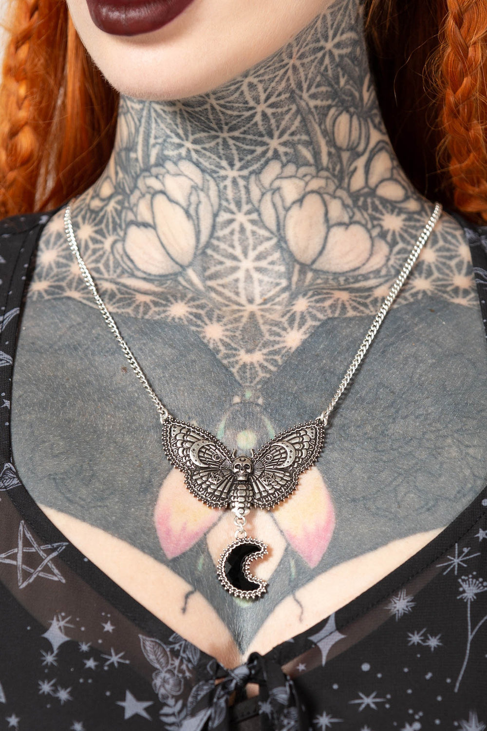 Night Flutter Necklace