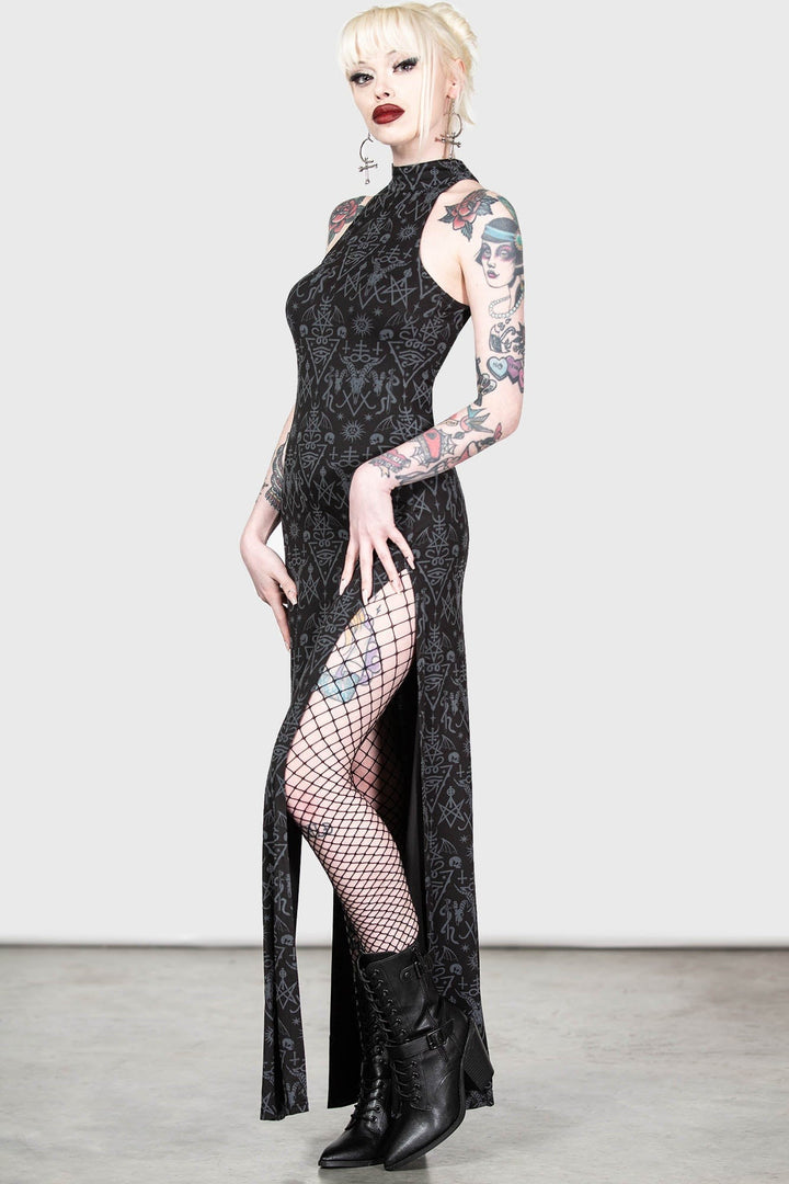 sleeveless witch dress