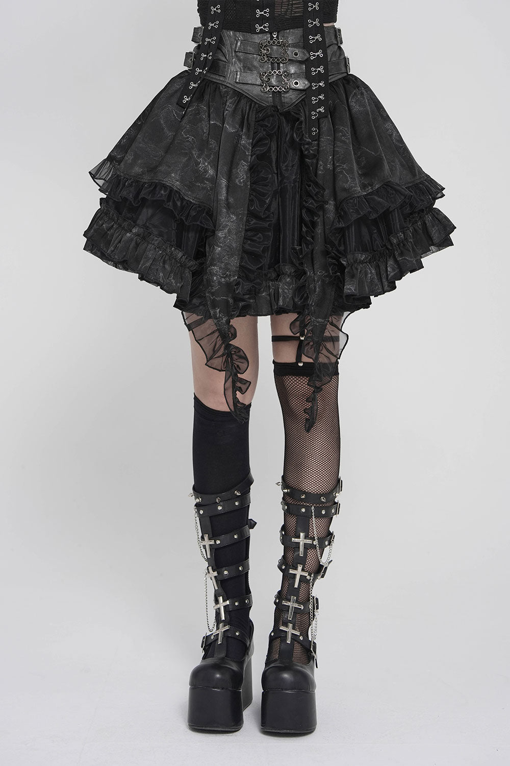 Devil Fashion ruffled lace skirt
