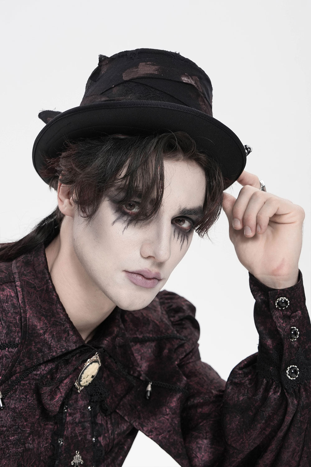 Devil Fashion distressed fedora