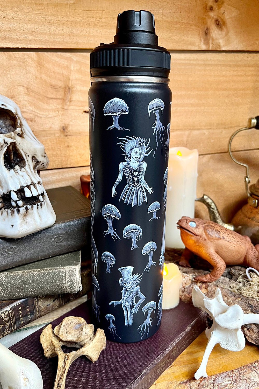 Alice in Murderland 24 Oz Water Bottle Tumbler - housewares - VampireFreaks - VampireFreaks