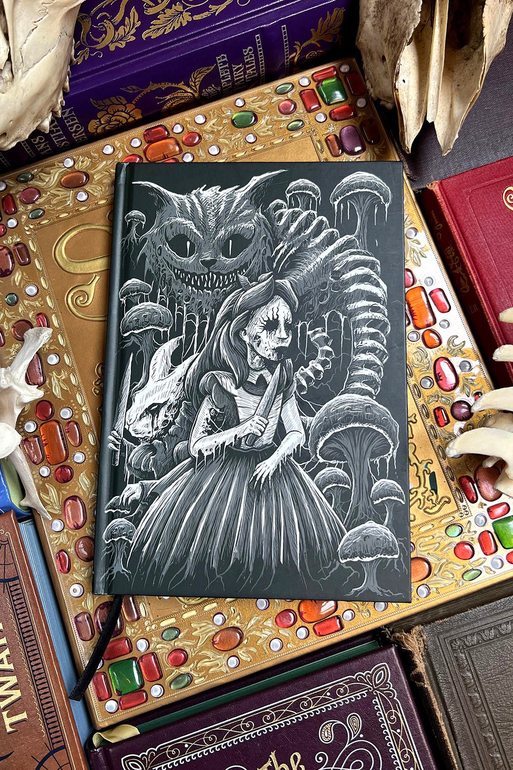 Alice in Murderland Journal - stationery - VampireFreaks - VampireFreaks