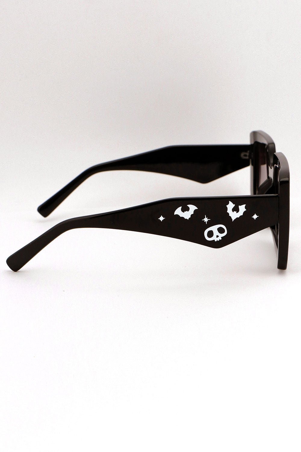 Angled Attention Sunglasses [MIDNIGHT LIVING] - goggles & glasses - VampireFreaks - Black Thorn